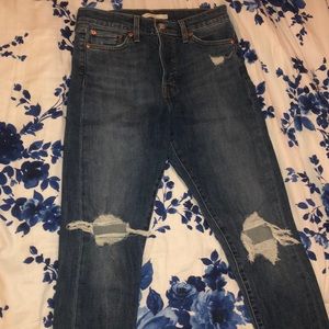 Levi’s wedgie skinny jeans, 29